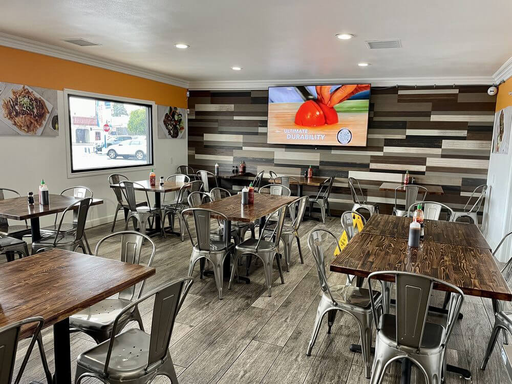 Image of the Inside of Teriyaki House Grill Chino Location